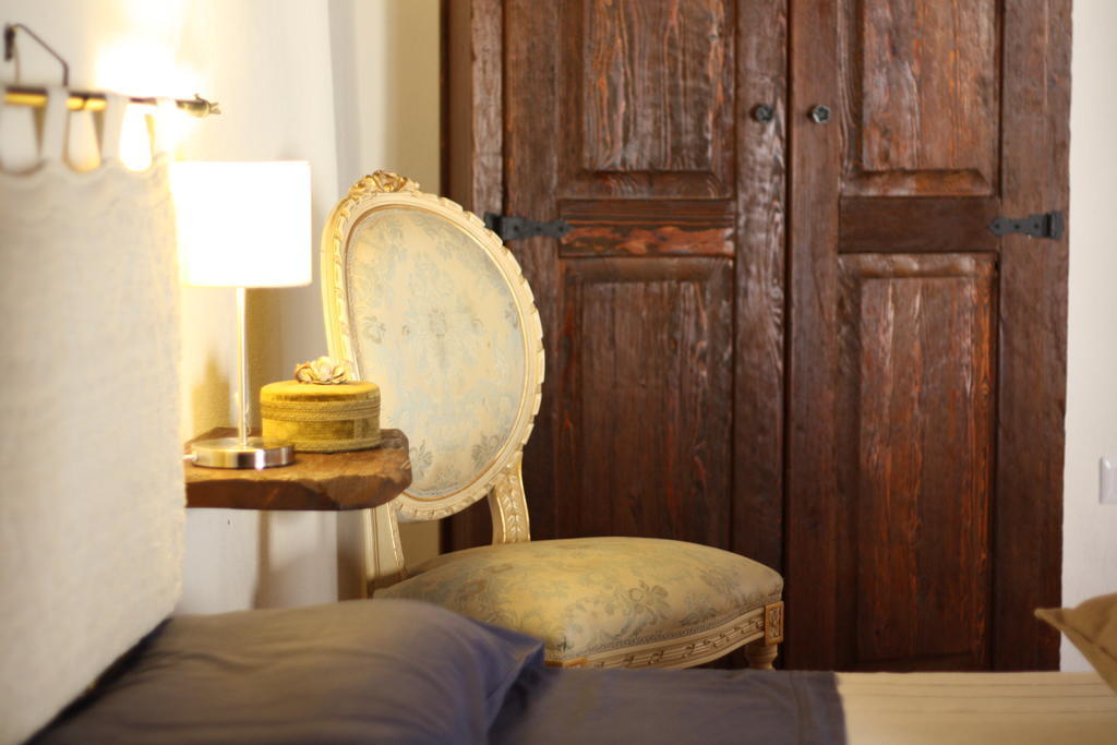 Il Lupo Rosso Bed & Breakfast Santu Lussurgiu Room photo